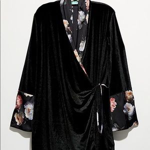 ISO Free People Velvet Argot Kimono